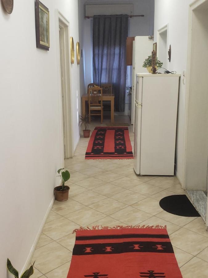 Hostel Oakland Tirana Bagian luar foto