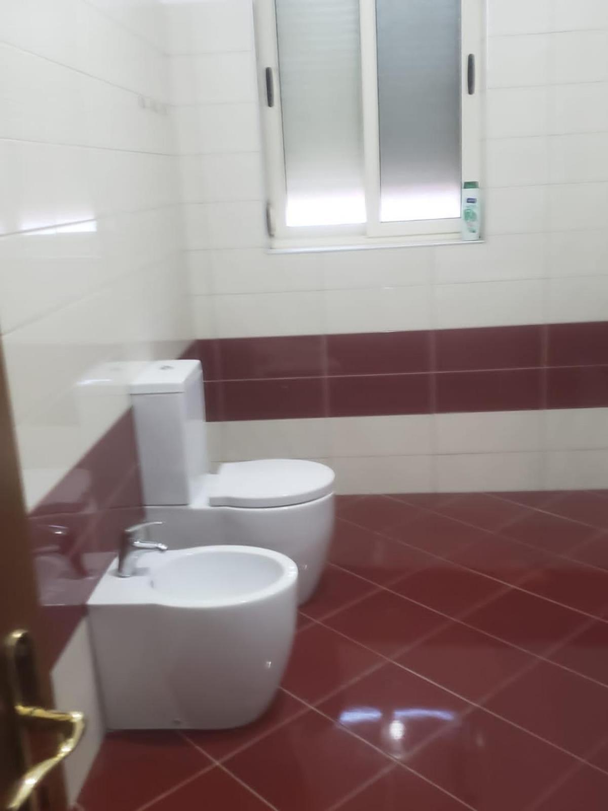 Hostel Oakland Tirana Bagian luar foto